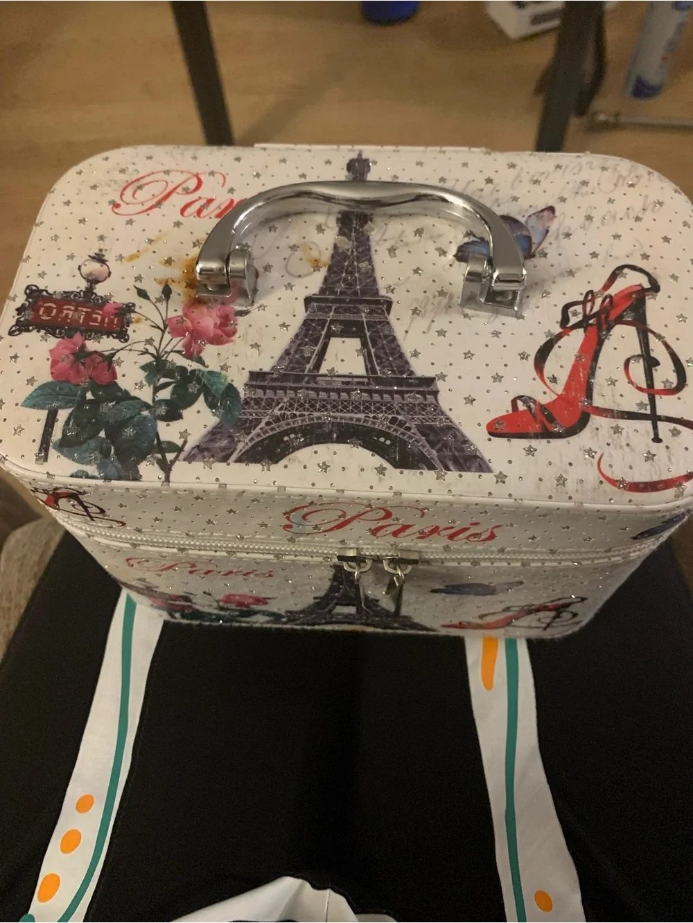 Paris Eiffel Tower Cosmetic Train Case - White